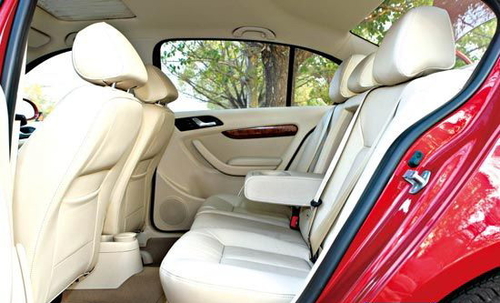 太阳成集团tyc7111cc-4月份各级别销量排行:日系猛涨与通用狂跌(图3) 太阳成tyc7111