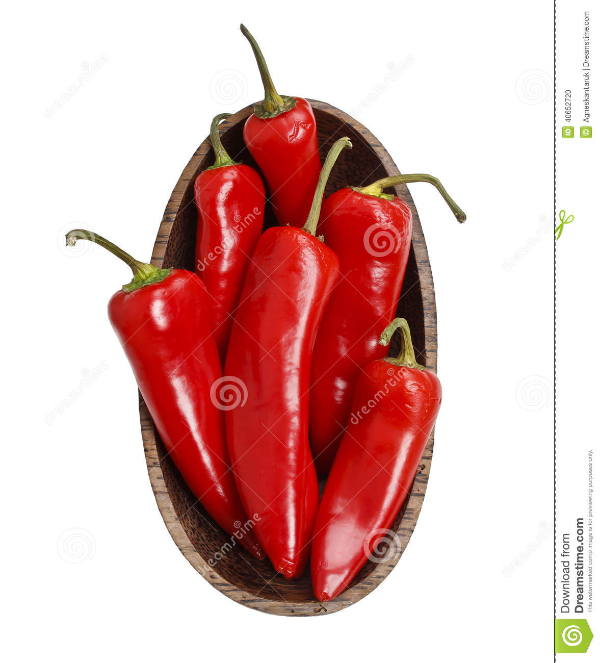 太阳成集团tyc7111cc-新能源车保值率低成行业痛点 车企推翻新方案(图1) 太阳成tyc7111