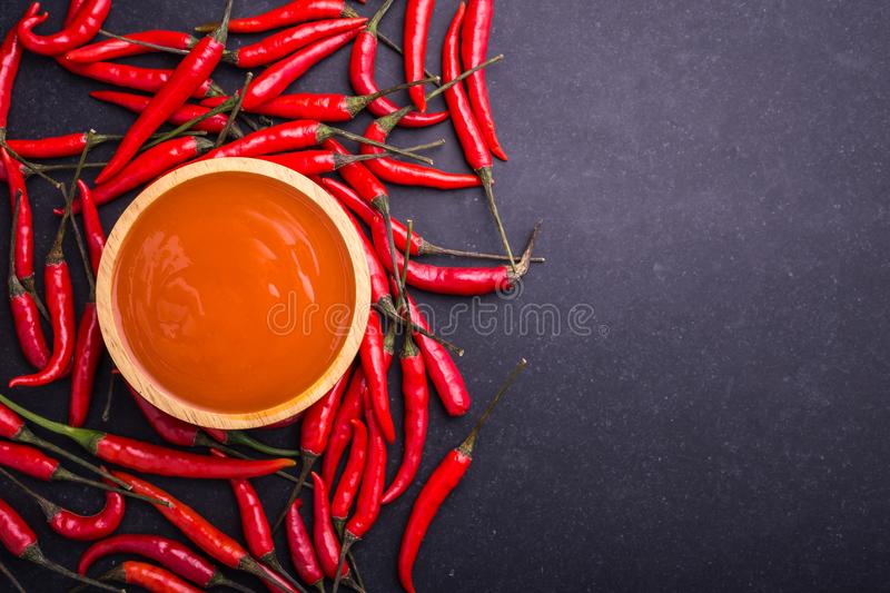 太阳成集团tyc7111cc-新能源车保值率低成行业痛点 车企推翻新方案(图2) 太阳成tyc7111