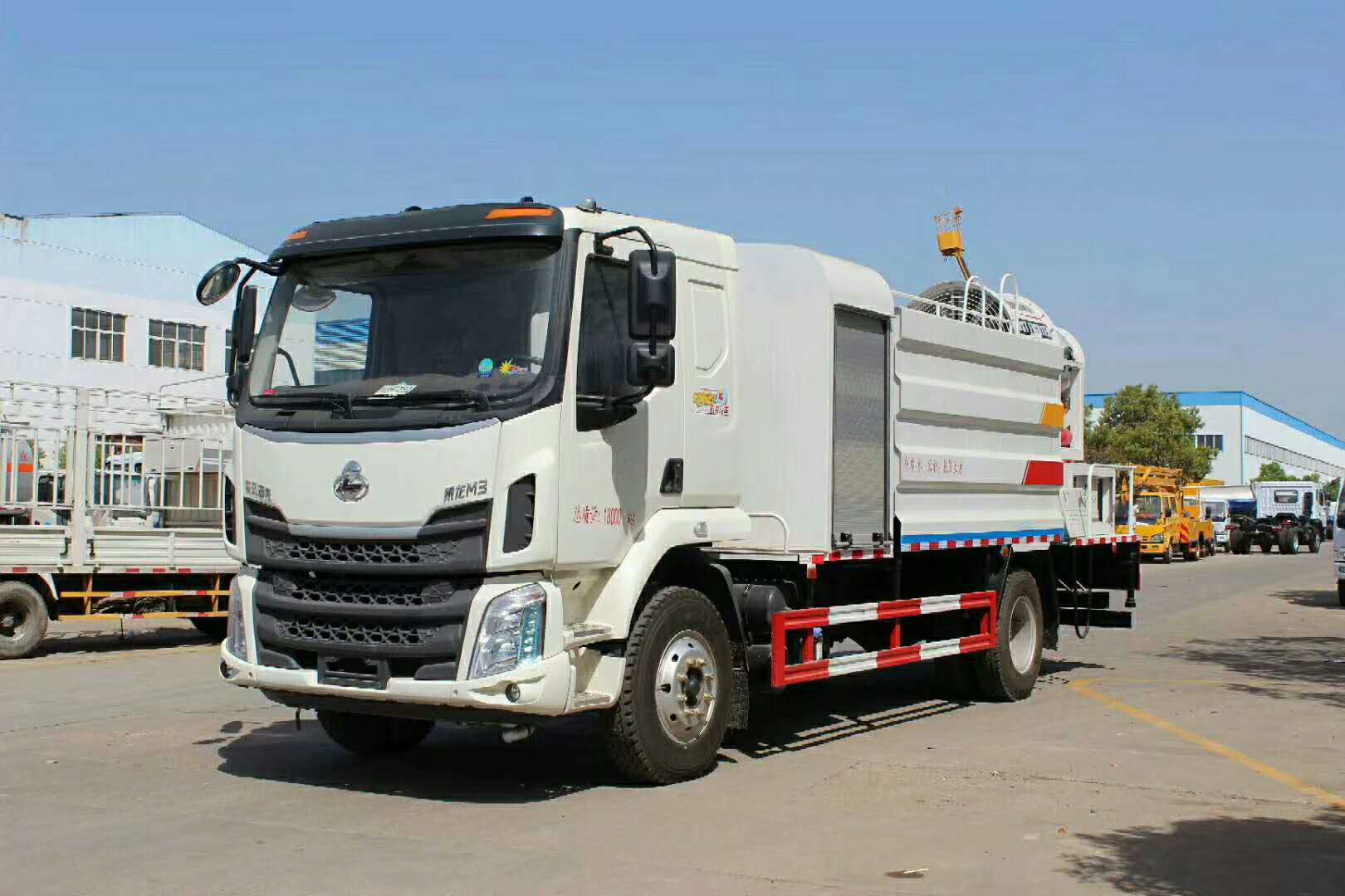 【太阳成tyc7111cc】年龄问题不妨告别一刀切(图1) 太阳成tyc7111cc